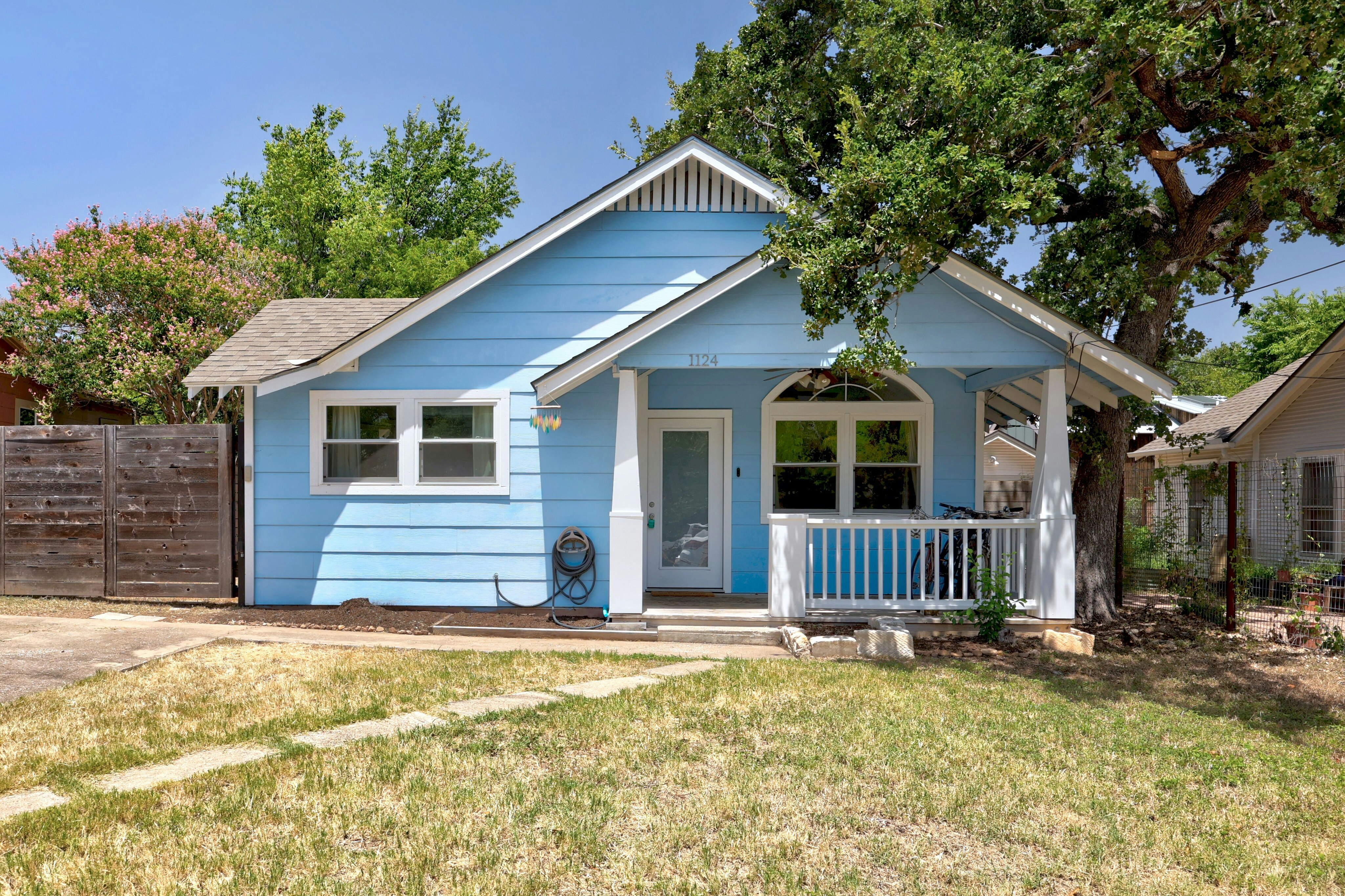 1124 Salina Street, Austin, TX 78702, Presented by Don Cox, Realty